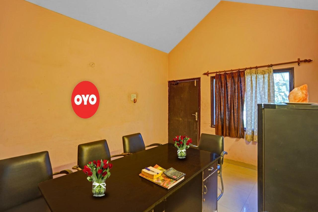 Oyo 87701 Lucky Farm Shāhpur Exterior foto